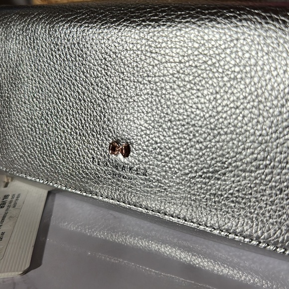 Ted Baker wallet/crossbody strap not included - Picture 3 of 9